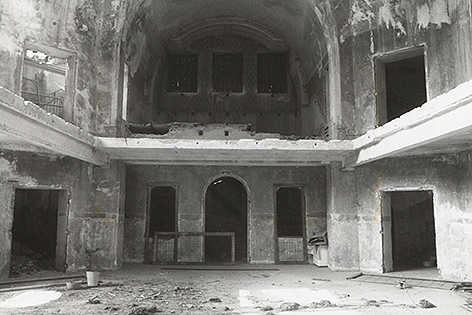 Zerstörte Synagoge Sankt Pölten 1938