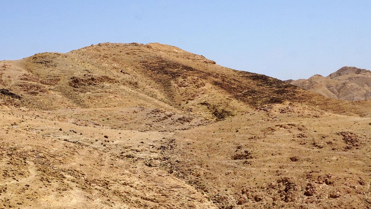 Kahlenbergite was found in the Hatrurim complex in Israel