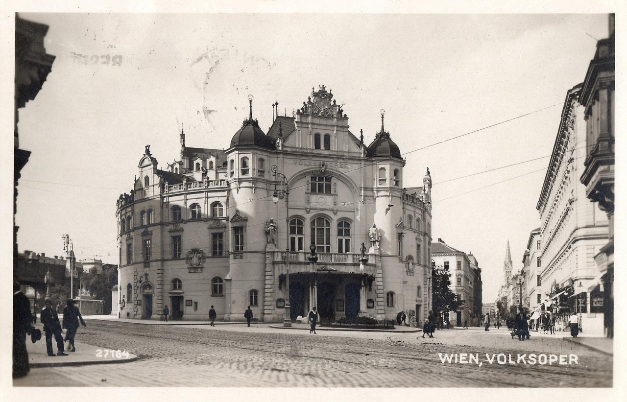 Vedere exterioară a Volksoper în 1927