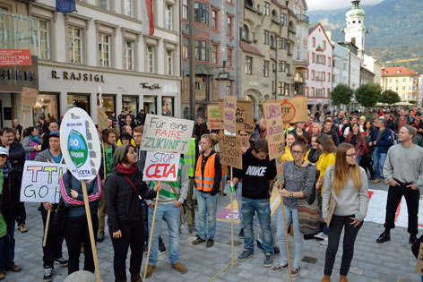 Demonstration in Innsbruck gegen das TTIP