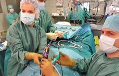Grazer Chirurgen entfernen Tumor hinter dem Auge mit neuer Methode