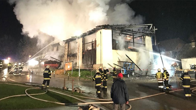 Brand Wirtschaftsgebäude Umberg Wernberg Verdacht Brandstiftung